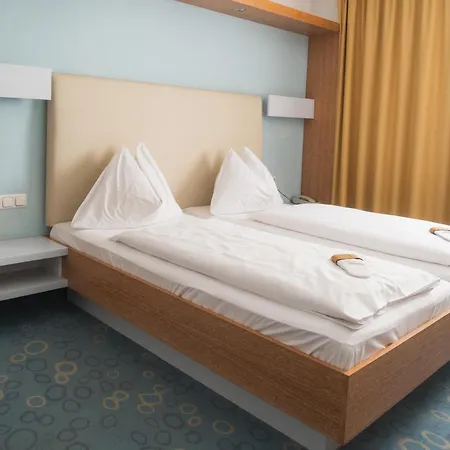 Dom-Hotel Otel 4*