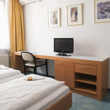Hotel Dom-hotel 4*