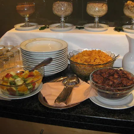 Dom-Hotel Otel 4*