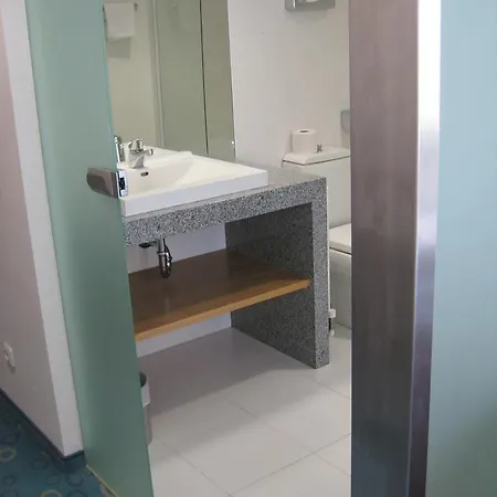 Dom-Hotel Otel 4*