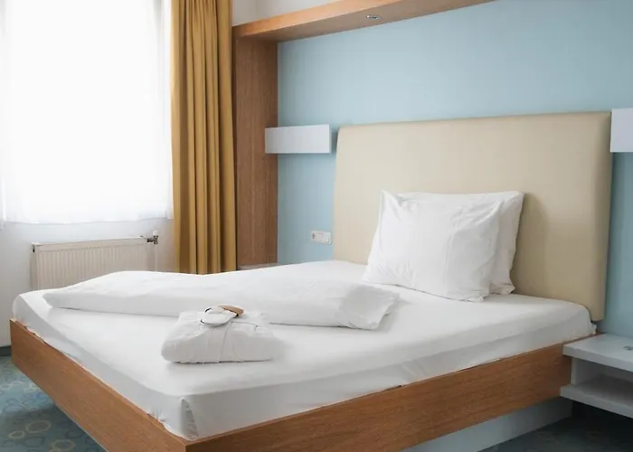 فندق Dom-hotel لينتز