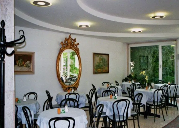 Dom-hotel لينتز