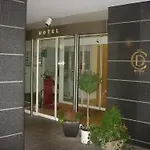 فندق Dom-hotel